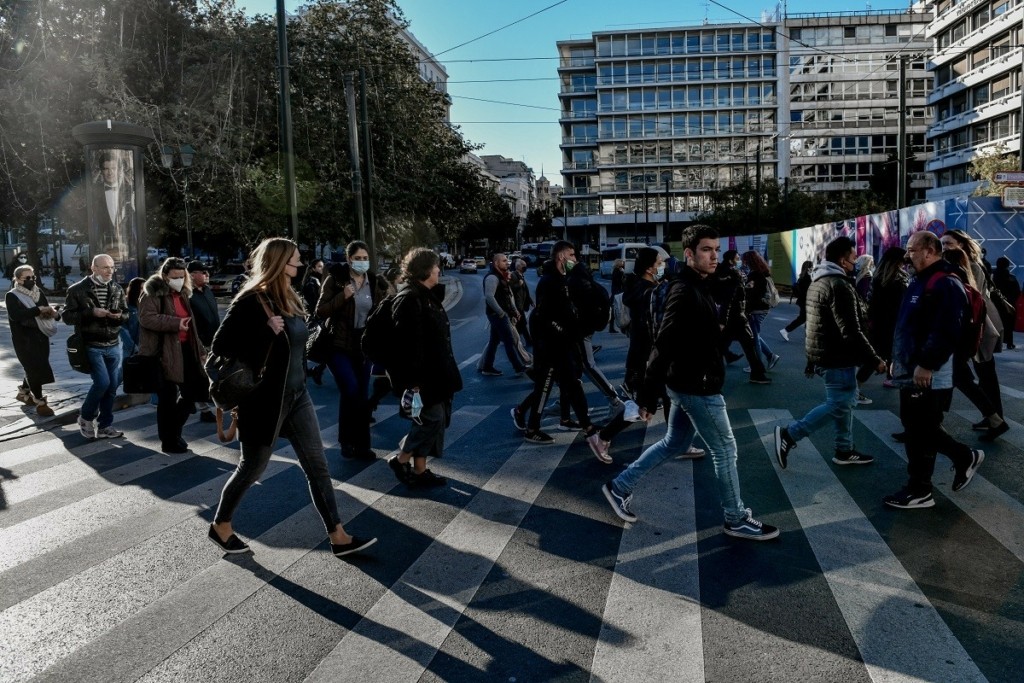 “Τρομάζει” η εξάπλωση της μετάλλαξης Όμικρον – Σημαντική αύξηση των κρουσμάτων μέσα σε μία ημέρα