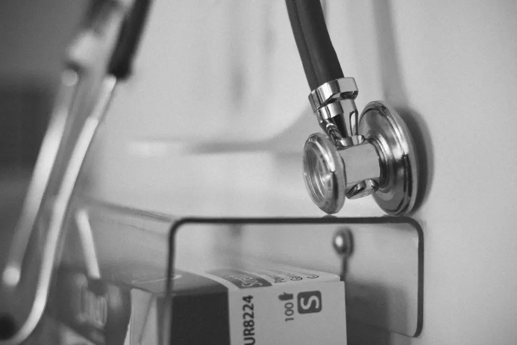 Αυξάνονται οι εισαγωγές παιδιών σε νοσοκομεία στη Νέα Υόρκη εξαιτίας του κορονοϊού