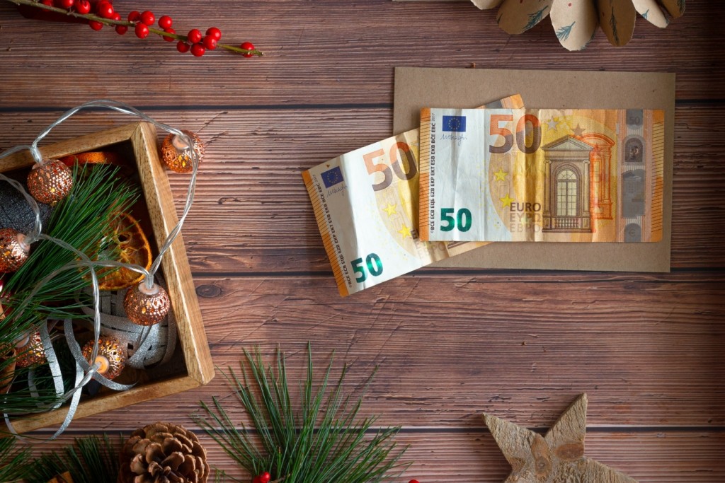 Σε αυτά τα ζώδια ο Άγιος Βασίλης θα φέρει λεφτά μέσα στις γιορτές!