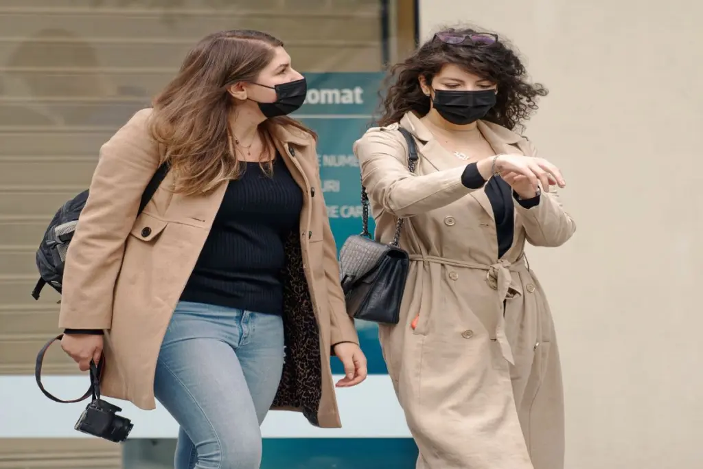 Μεγάλη αύξηση κρουσμάτων στην Ισπανία – Σε επίπεδο “πολύ υψηλού κινδύνου”