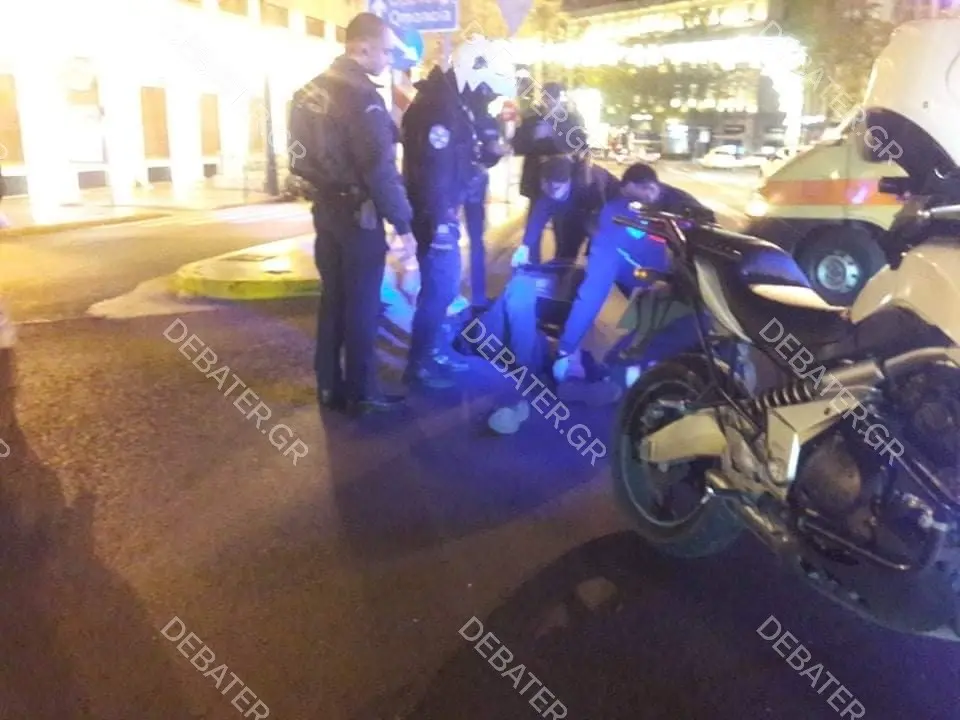 Τροχαίο στο κέντρο της Αθήνας – Αυτοκίνητο παρέσυρε πεζό (pic&vid)