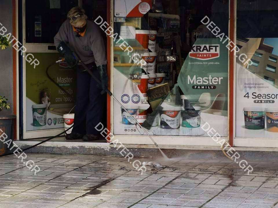 Τρομακτικό βίντεο από τη δολοφονία στη Γλυφάδα – Ο 50χρονος “κατακρεουργεί” τον σύντροφο της μητέρας του (ΣΚΛΗΡΕΣ ΕΙΚΟΝΕΣ)