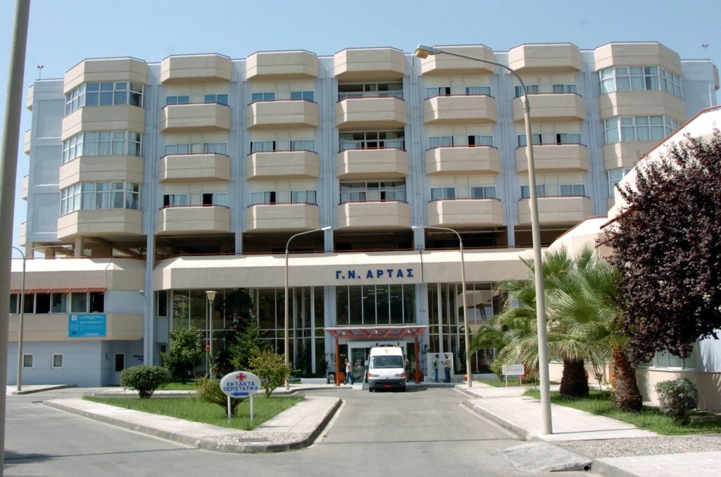 Θα επιχειρήσουν να αποσωληνώσουν τον 16χρονο που σκότωσε τον θείο του στην Άρτα – Τα νεότερα για την υγεία του (vid)