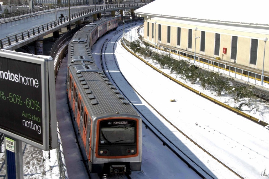 Χωρίς δρομολόγια το τμήμα Ειρήνη-Κηφισιά του ΗΣΑΠ- Προβλήματα σε μετρό, τραμ, προαστιακό