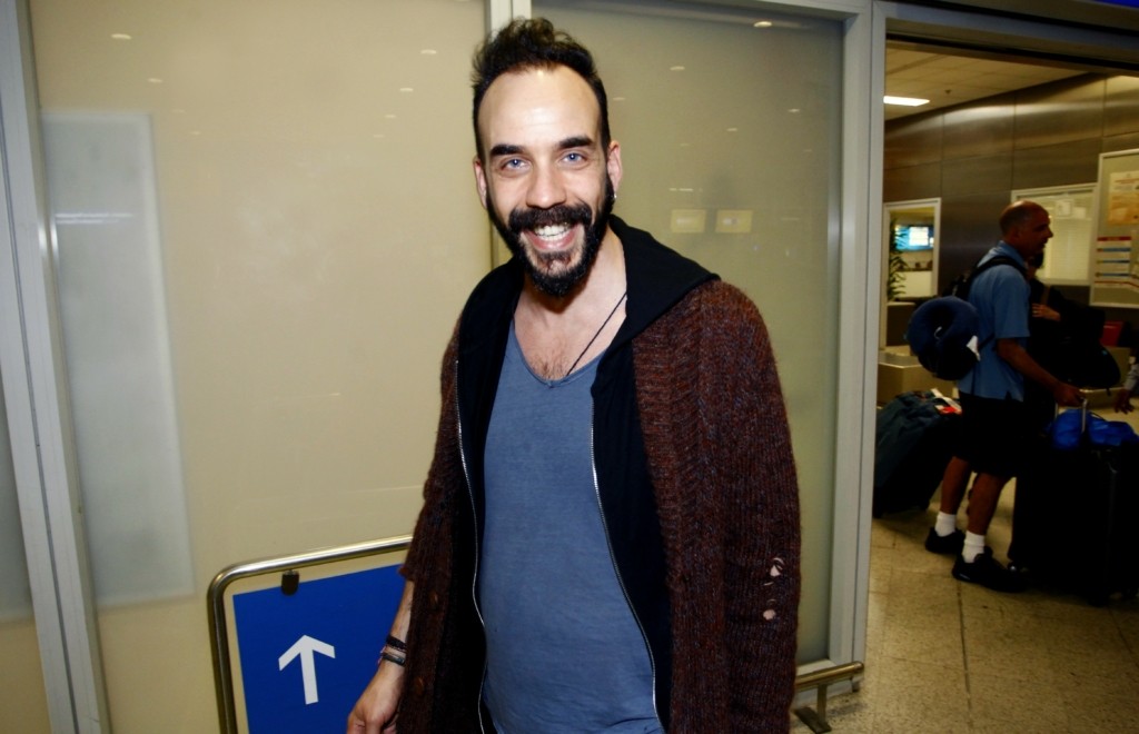 Χώρισαν Μουζουράκης – Βαρελά; Τι απαντά ο τραγουδιστής