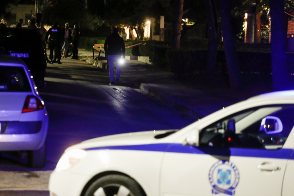 Συνελήφθη αστυνομικός για τον ξυλοδαρμό της συντρόφου του στον Νέο Κόσμο