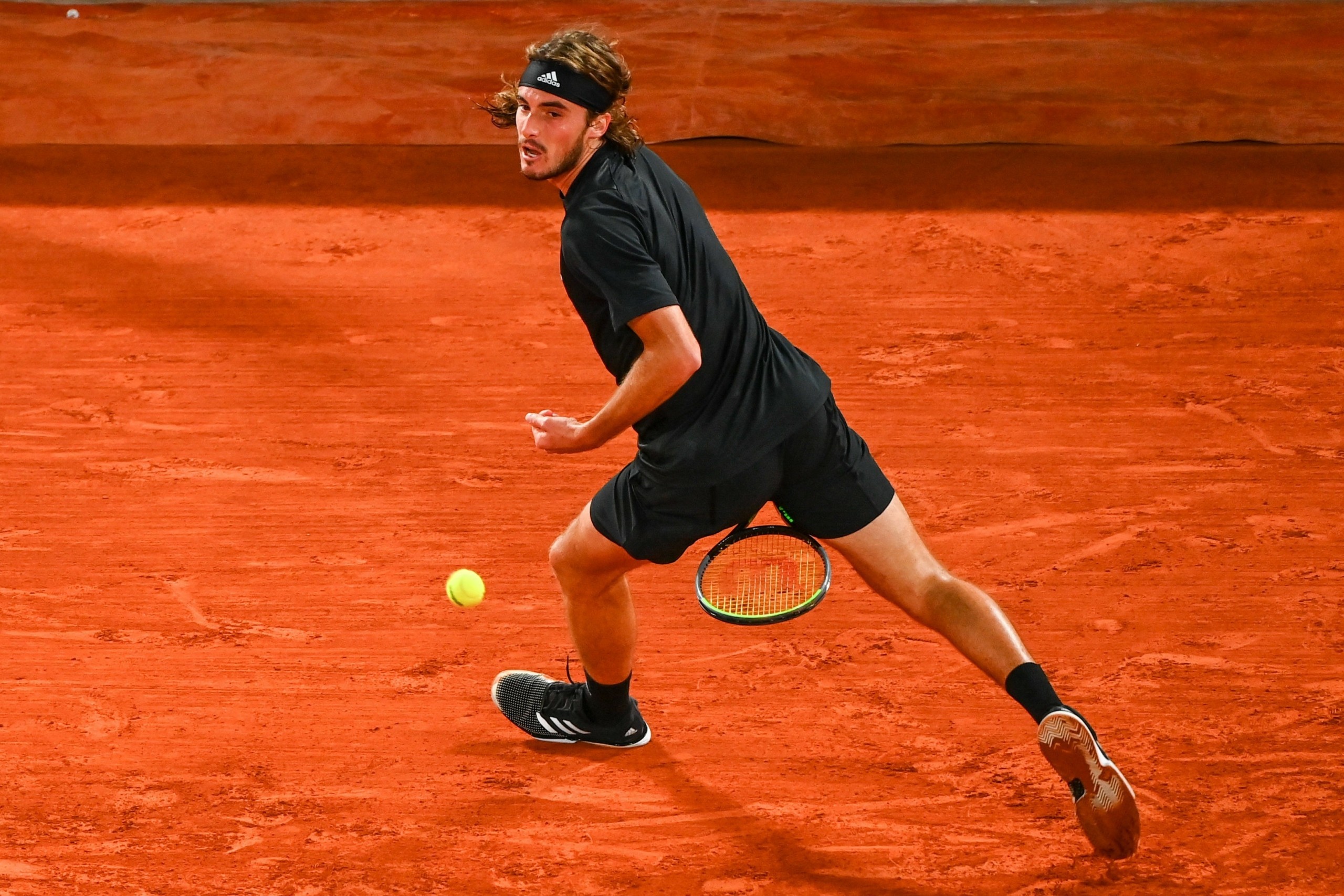 Τσιτσιπάς μετά την πρόκριση στο Australian Open – “Μπορεί να έβριζα, αλλά έπαιξα με την καρδιά μου”