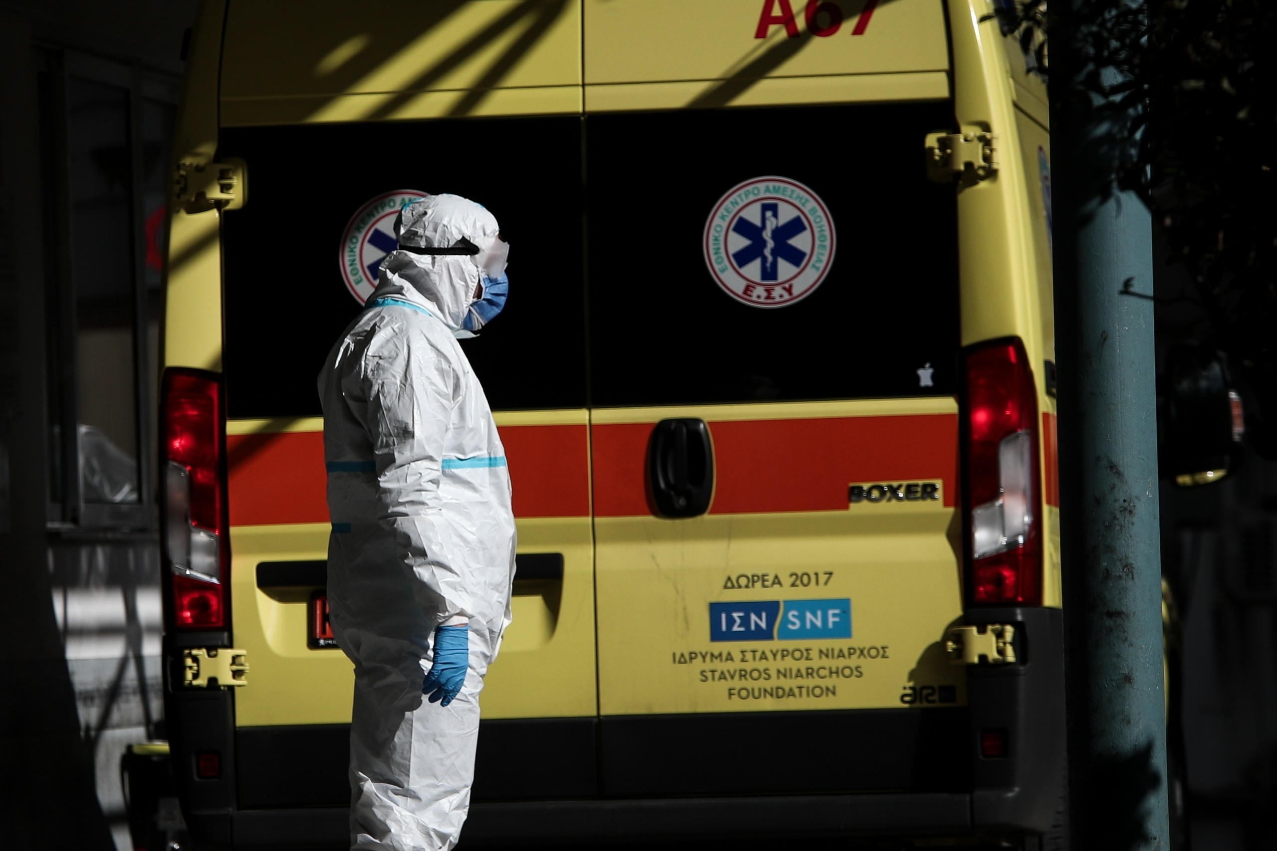 Θρήνος στην Καρδίτσα με δυο αιφνίδιους θανάτους ενός 18χρονου και μιας 33χρονης (vid)