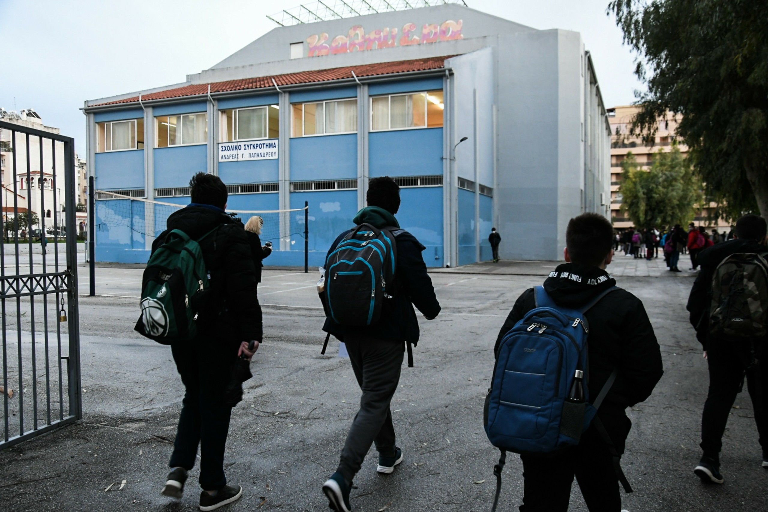 Σχεδόν 7.000 νέα θετικά self test σε μαθητές και εκπαιδευτικούς