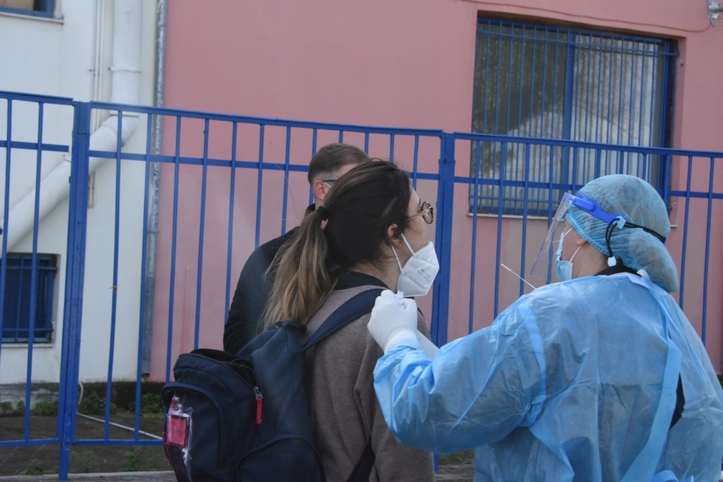 “Όλες οι δομές ανοιχτές για τα rapid των μαθητών” διαβεβαιώνει το υπ. Παιδείας