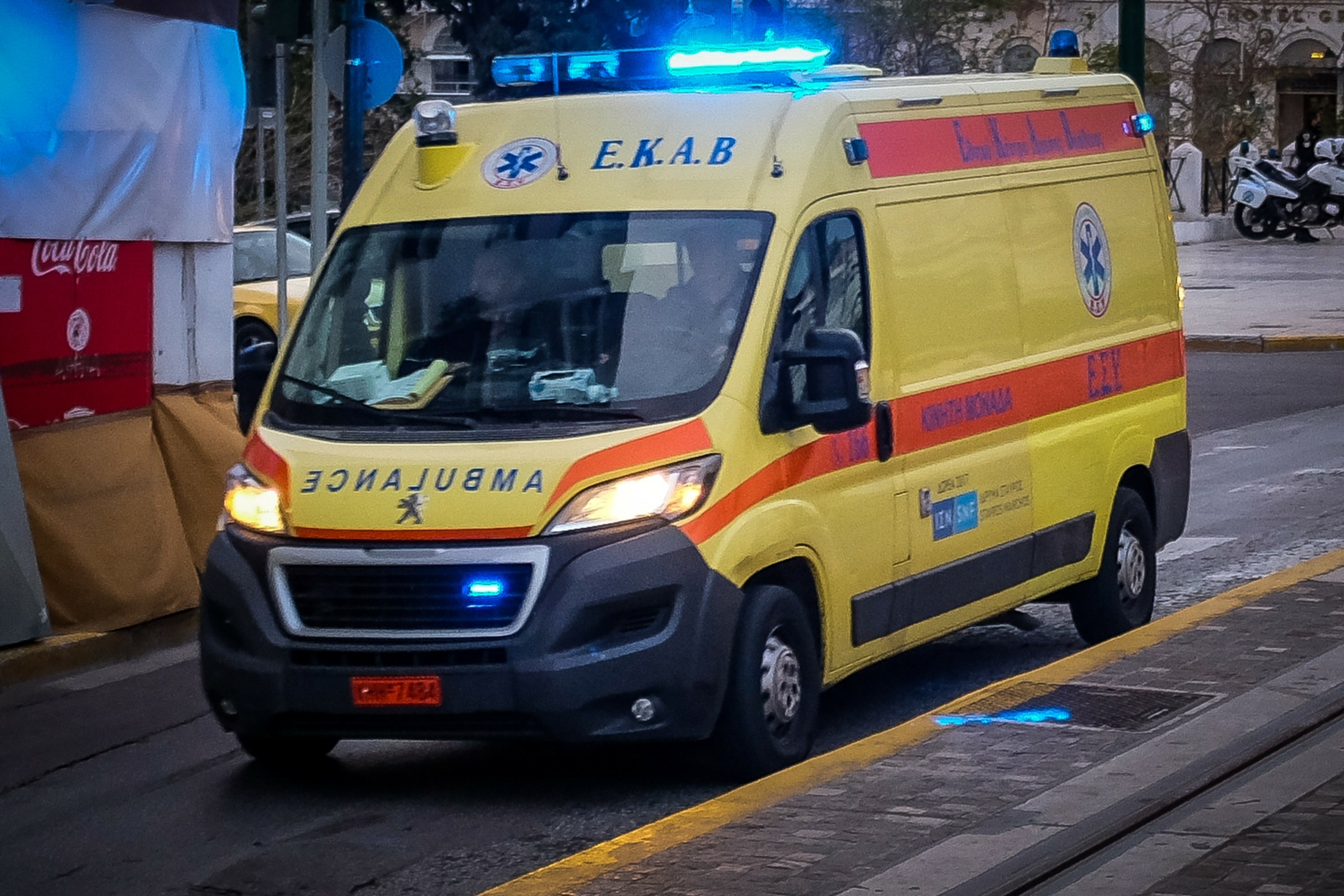 Σοκ στην Εύβοια – Γυναίκα τον έλουσε με οινόπνευμα και προσπάθησε να τον κάψει ζωντανό
