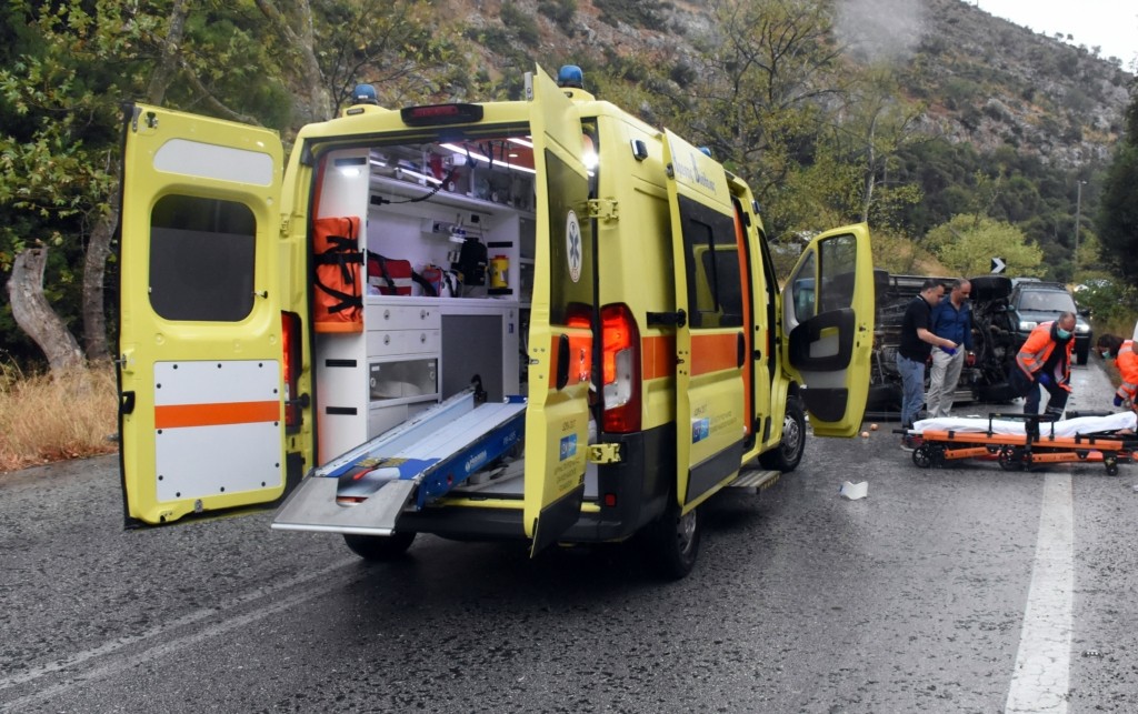 Θρήνος για τους δύο νέους που σκοτώθηκαν στη Χαλκίδα – Το σημείο του τραγικού τροχαίου (pics)