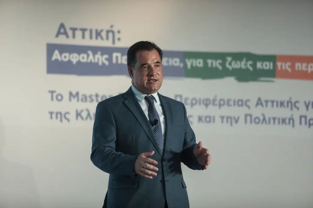 Ο Γεωργιάδης διευκρινίζει για το μοριακό τεστ – Τι θα γίνει με τις συνταγογραφήσεις
