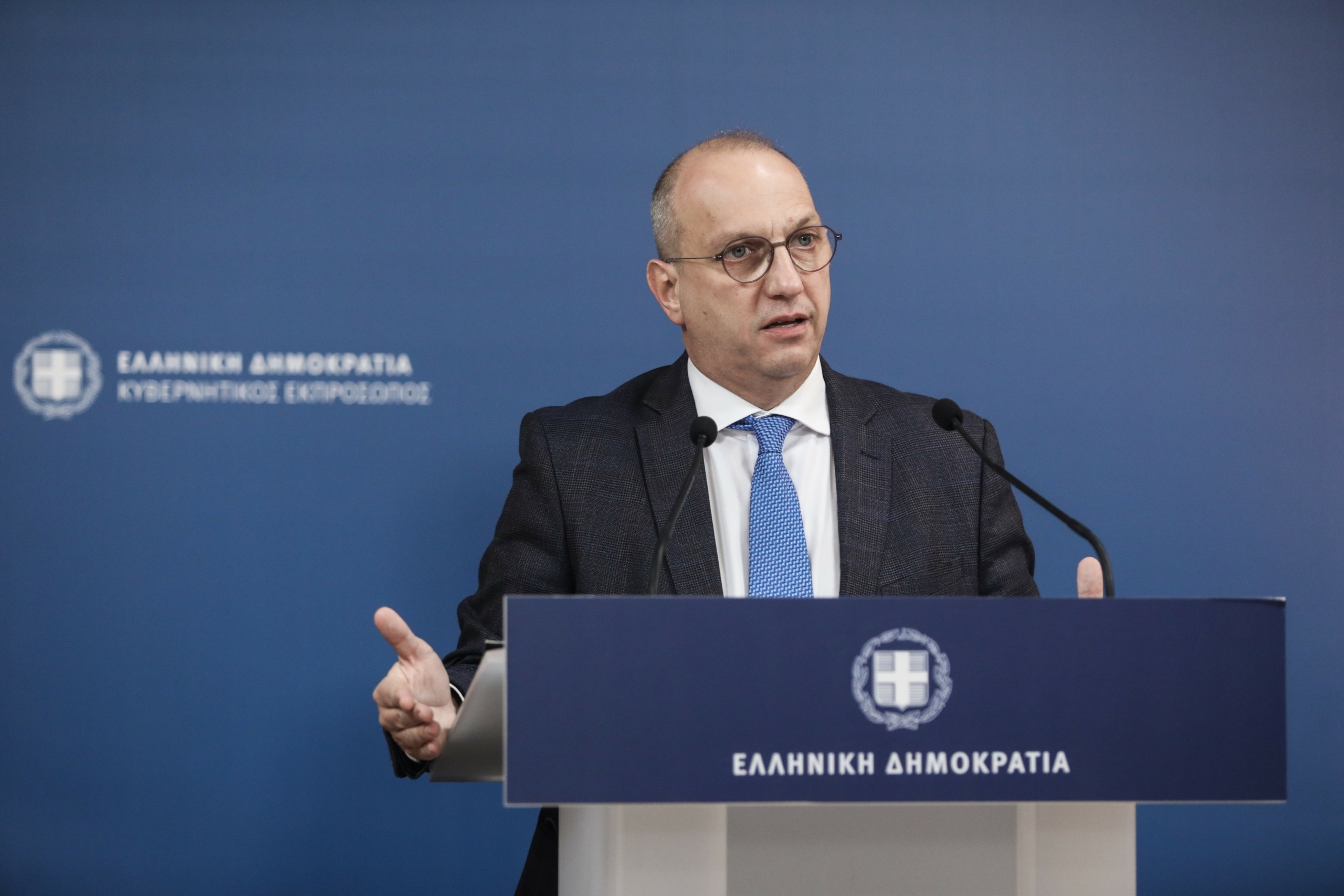 Αιχμηρή απάντηση Οικονόμου σε Τσίπρα – “Κατανοούμε την αμηχανία σας μετά τη μείωση του ΕΝΦΙΑ”