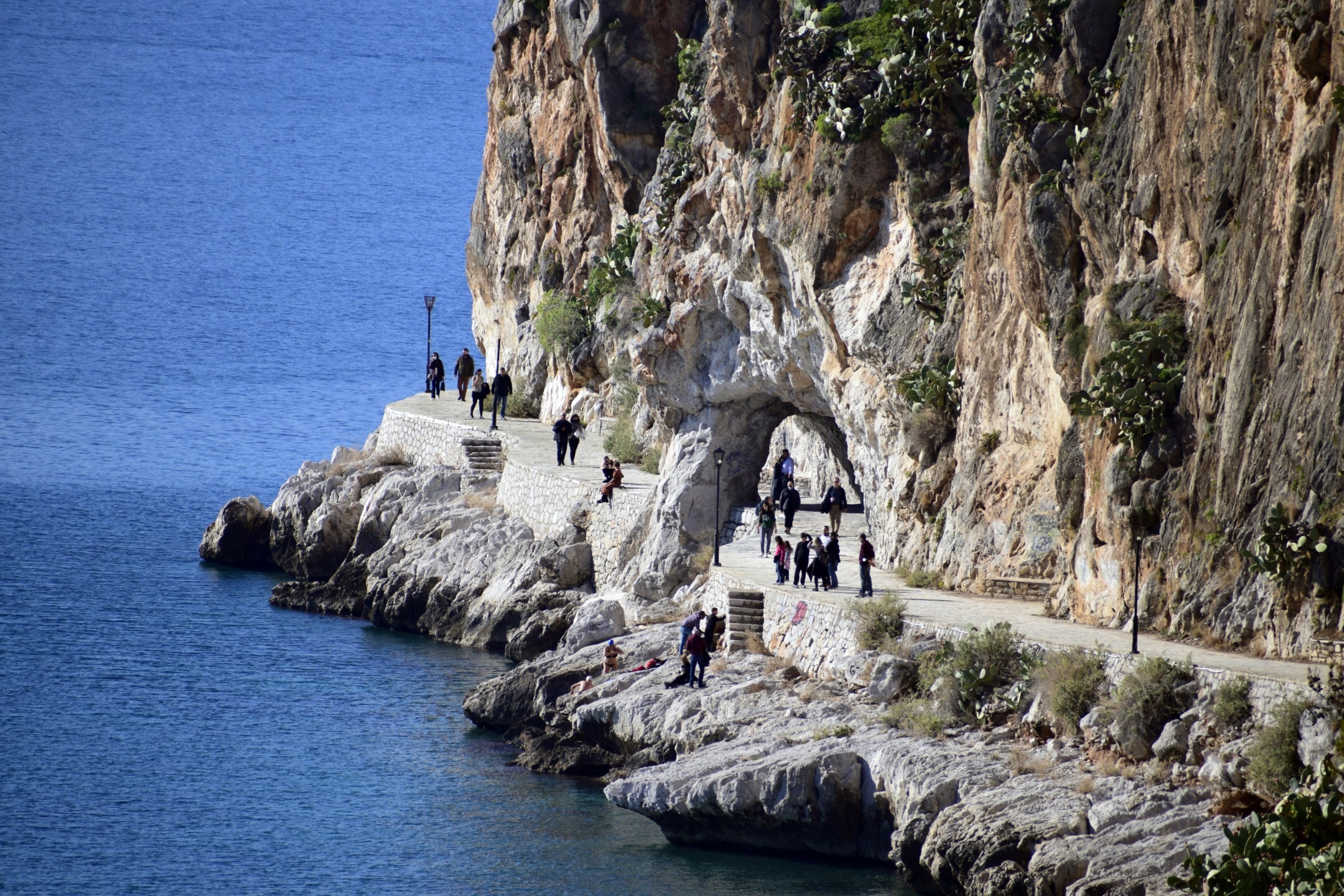 Ανοιξιάτικος ο καιρός τη Δευτέρα με άνοδο της θερμοκρασίας