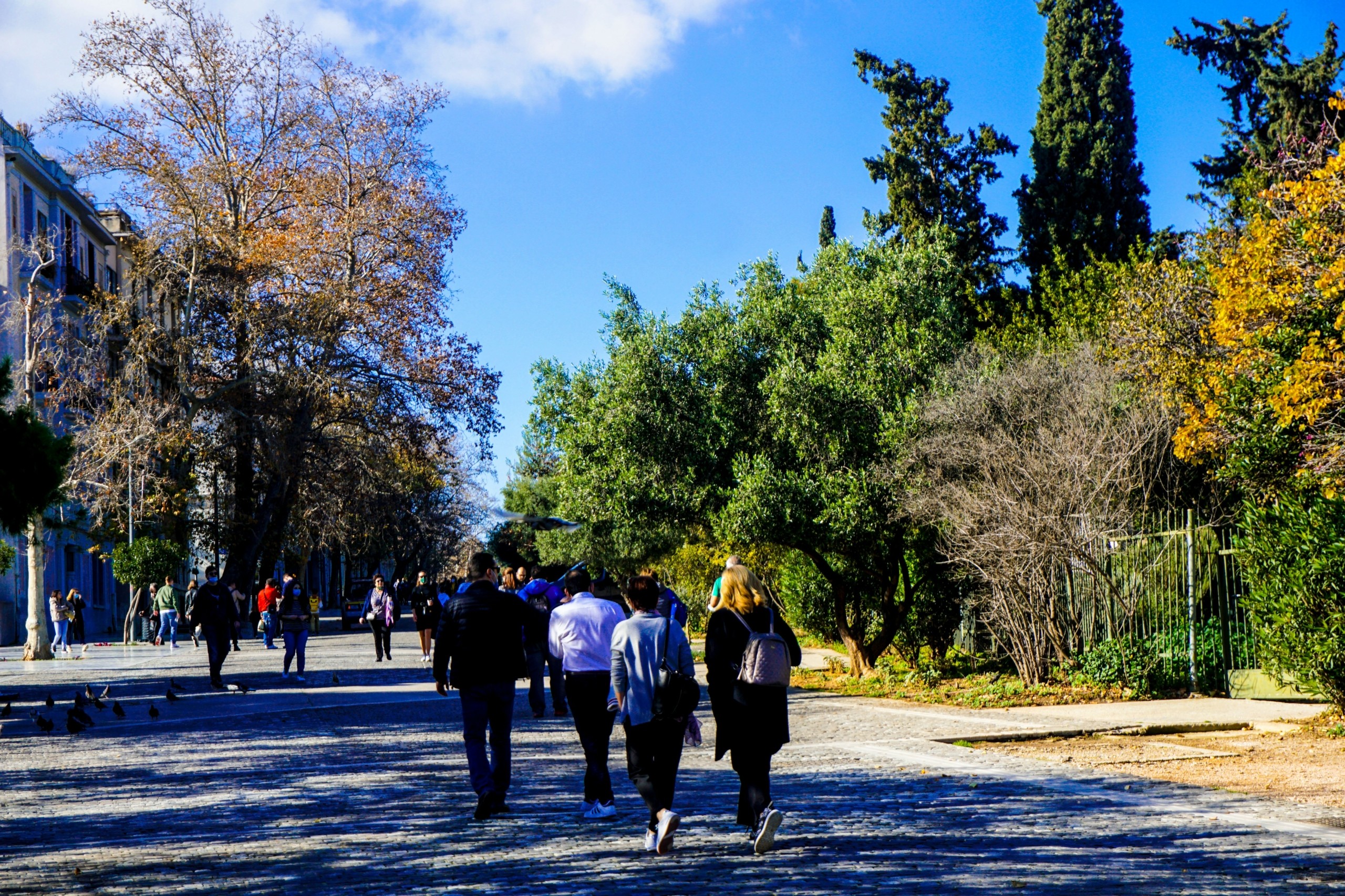 Ο κορονοϊος κυκλώνει τη χώρα – Ήδη πάνω από 30.000 κρούσματα αυτή τη στιγμή – Αναμένεται “εκτόξευση” σήμερα