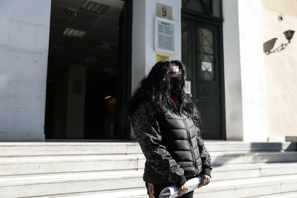 Οι σοκαριστικοί διάλογοι του Αιγύπτιου που κρατούσε όμηρο την πρώην σύντροφό του με τους αστυνομικούς -“Θα σας ανατινάξω”