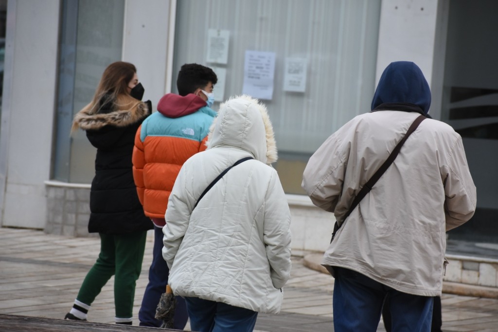 “Επιβράδυνση” της πανδημίας βλέπει ο Σαρηγιάννης – “Ένας κολλάει τρεις, αντί για πέντε”