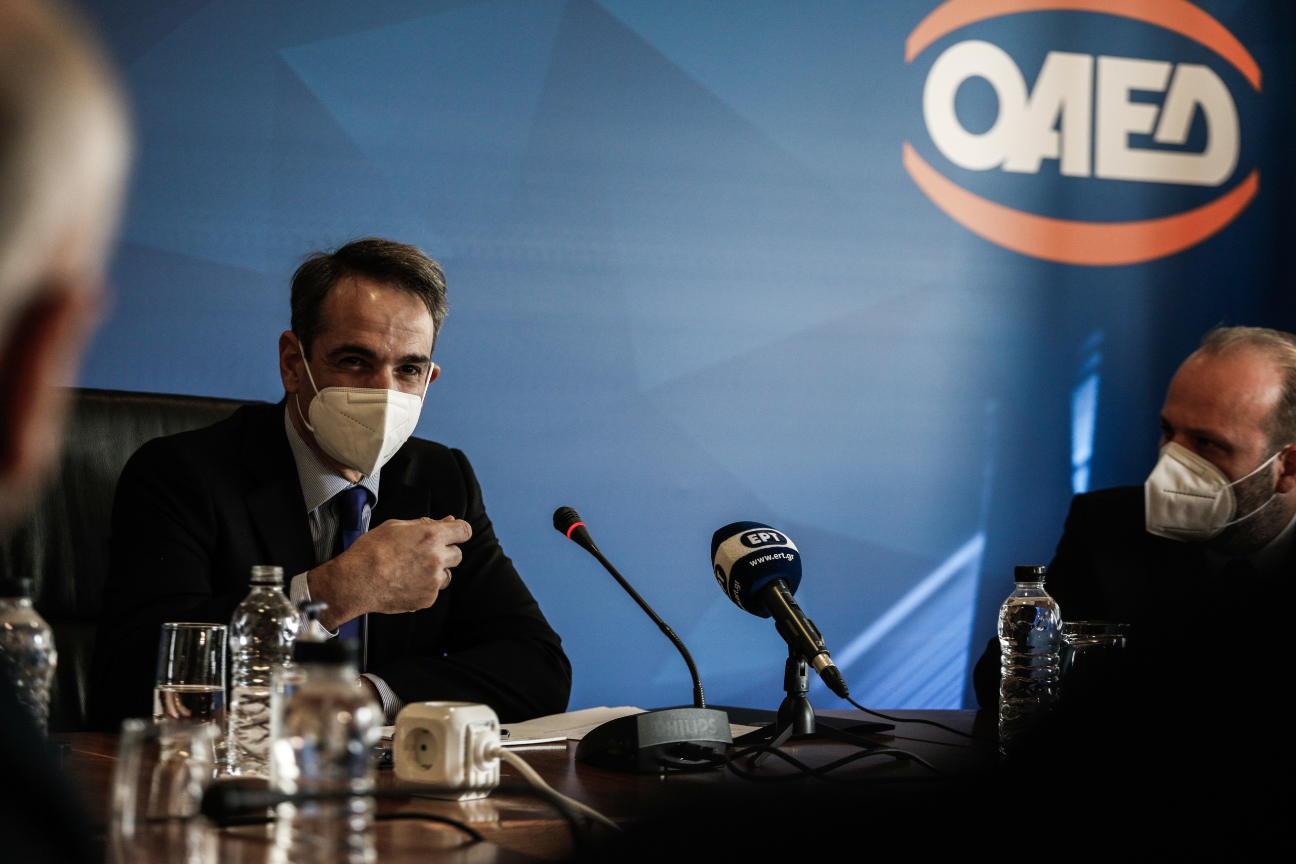 Μητσοτάκης από ΟΑΕΔ – “Στόχος για το 2022 η δημιουργία 86.000 νέων θέσεων μέσω προγραμμάτων”