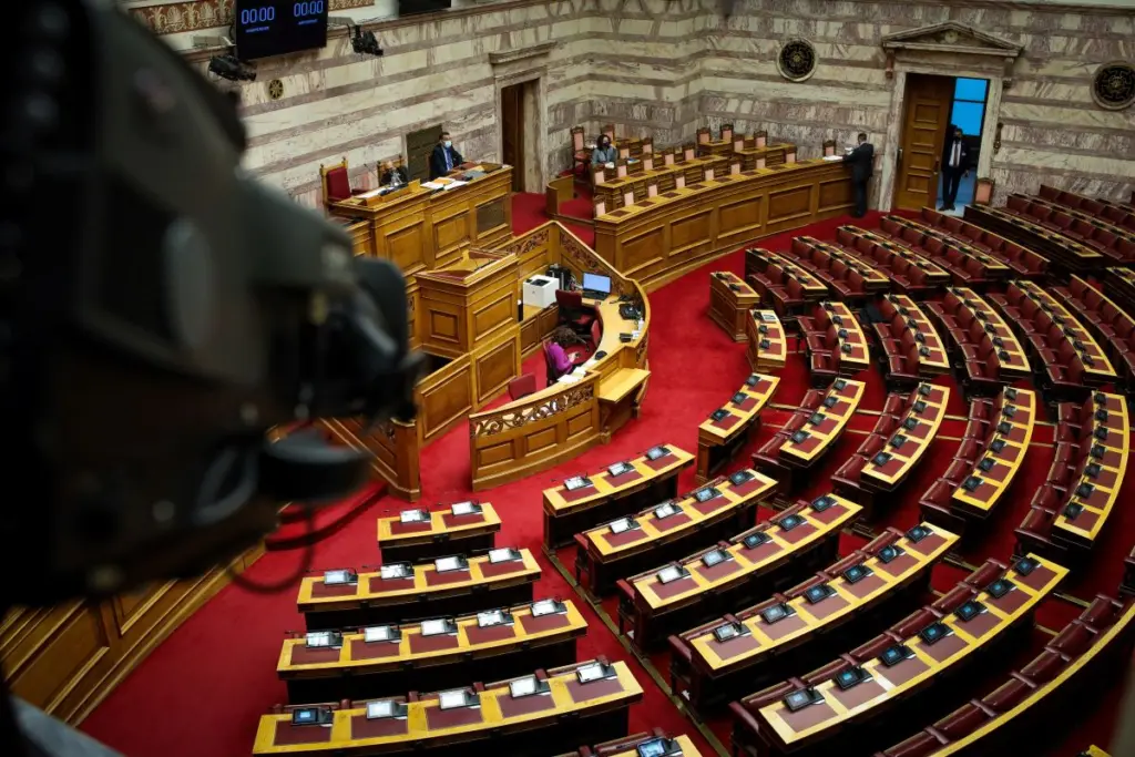 Η παραπομπή του Νίκου Παππά στο Ειδικό Δικαστήριο προκάλεσε πολιτική ανάφλεξη