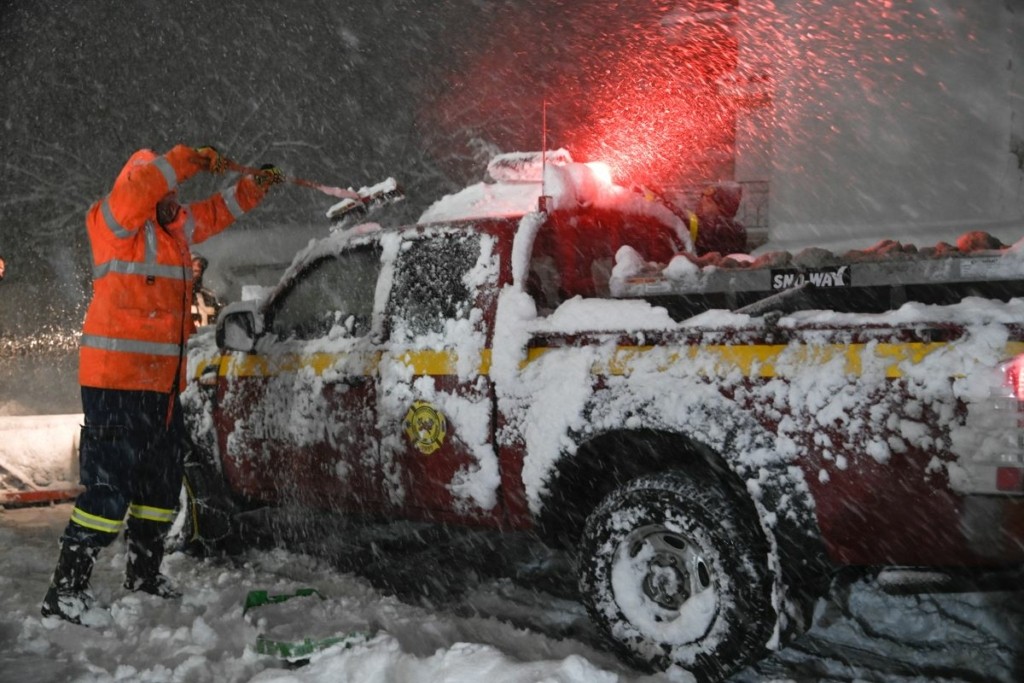 Περισσότερες από 700 κλήσεις δέχτηκε η Πυροσβεστική από το πρωί της Δευτέρας
