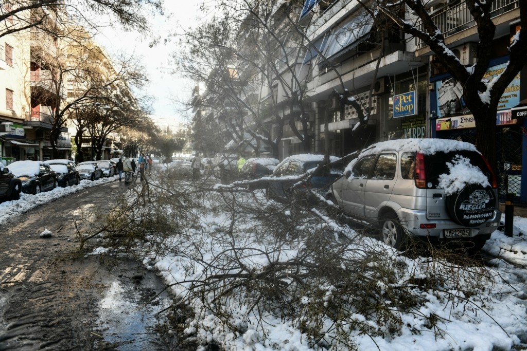 Αποζημίωση σε όσους έμειναν χωρίς ρεύμα – Άνοιξε η πλατφόρμα για τις ζημιές οικιακών συσκευών από την κακοκαιρία