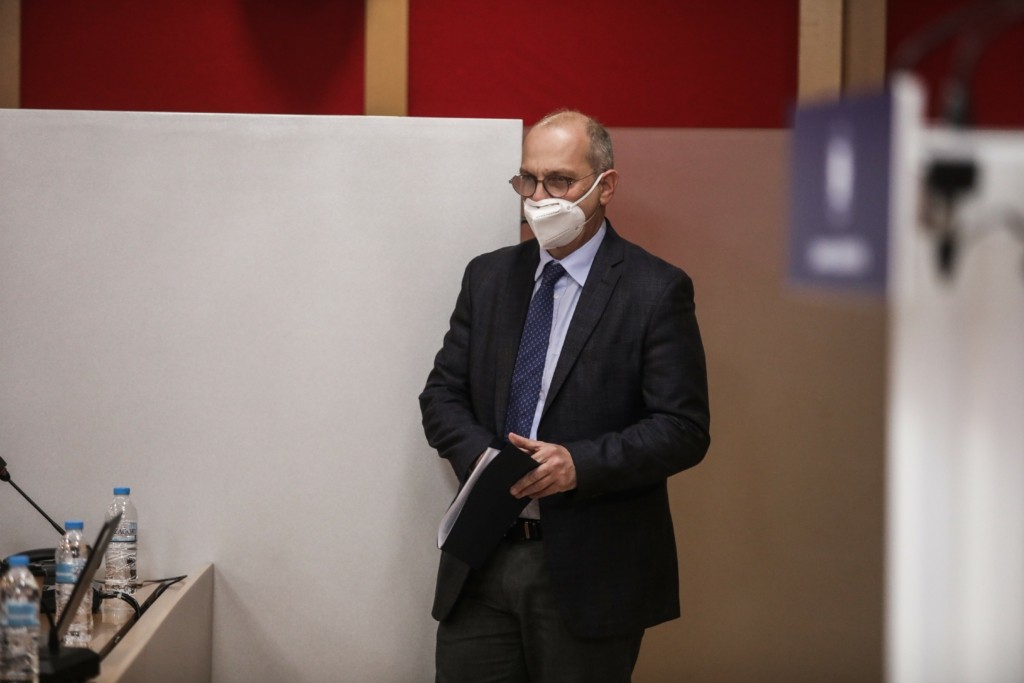 Οικονόμου κατά ΣΥΡΙΖΑ – “Κατέθεσαν πρόταση μομφής, γιατί χάνουν το έδαφος κάτω από τα πόδια τους”