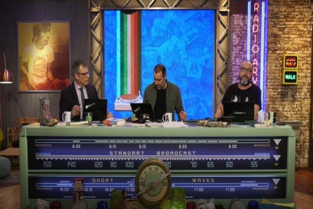 Επιστρέφει το “Ράδιο Αρβύλα” μετά τον σάλο με τον Στάθη Παναγιωτόπουλο – Θα υπάρξει αντικαταστάτης; (vids)