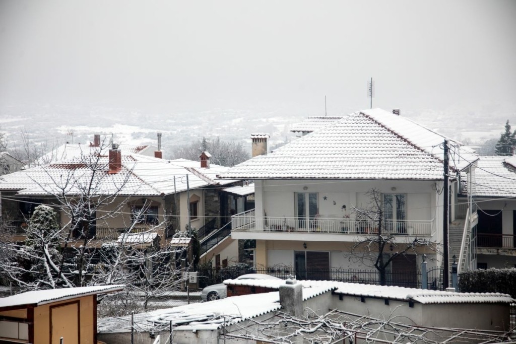 “Ψυχρή” εισβολή την Παρασκευή και για 5 μέρες – Πού θα βρέξει και πού θα ρίξει χιόνι