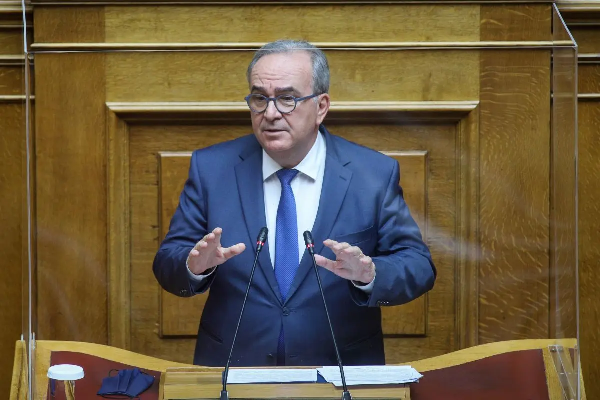 Παπαθανάσης: Σε κοινωνικά προγράμματα η μη επιστρεπτέα κοινοτική στήριξη των 18,2 δισ. ευρώ