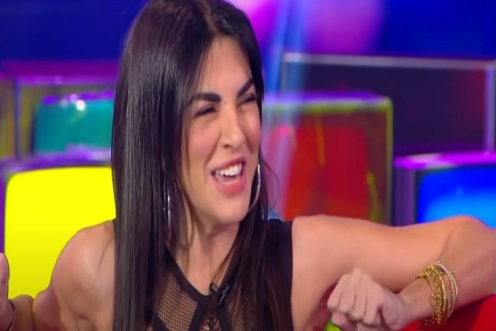 H Μαρία Σολωμού απαντά για τη σχέση της με τον ράπερ Mente Fuerte