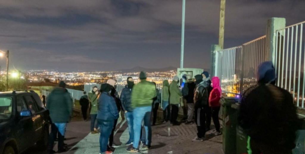 Μεταμεσονύκτιες έρευνες για τον περίεργο “ήχο” στη Θεσσαλονίκη – Βρέθηκε η “πηγή” του; (vids)