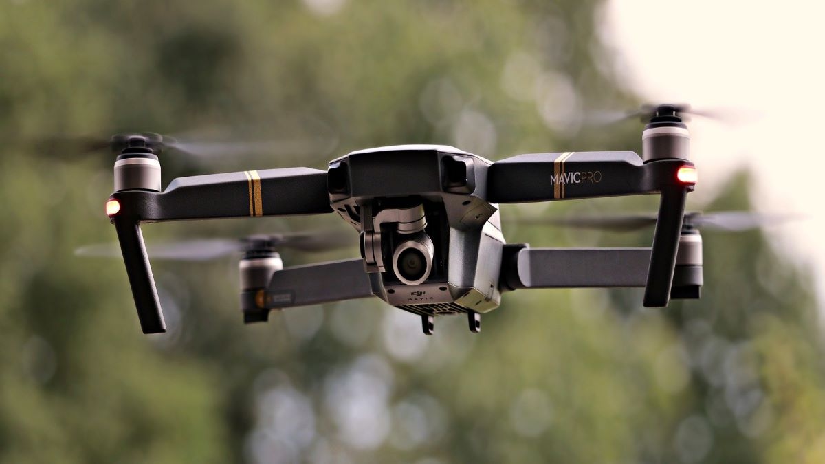 Συναγερμός στη Σουηδία – Μυστηριώδεις drones εμφανίστηκαν ξαφνικά πάνω από τα πυρηνικά εργοστάσια