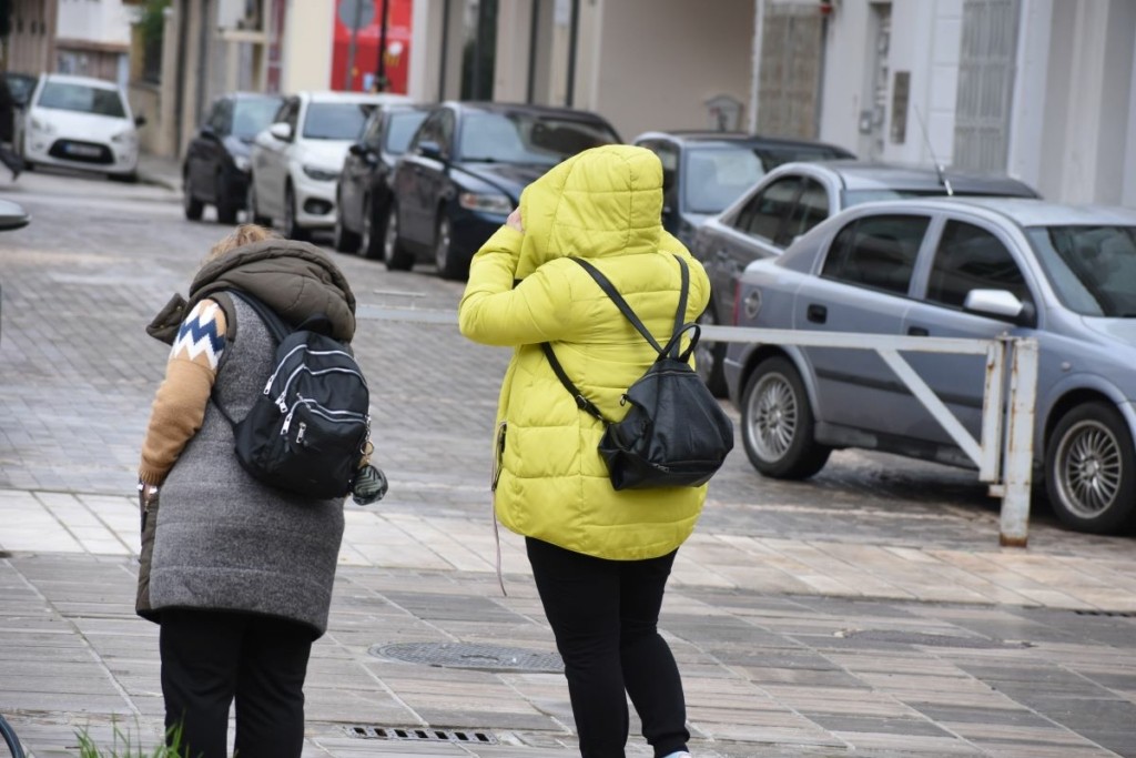Περισσότερα από 6.000 τα νέα κρούσματα στην Αττική – 2.065 νέες μολύνσεις καταγράφονται στη Θεσσαλονίκη