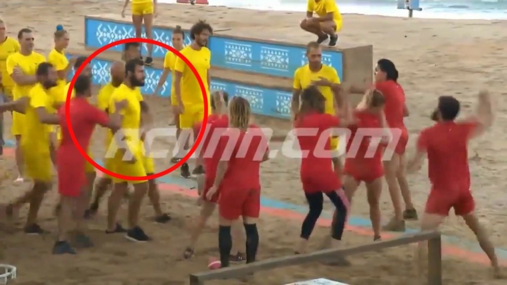 Ξύλο με κλωτσιές και βρισιές στο Survivor – Τους χώρισε η παραγωγή (vid)