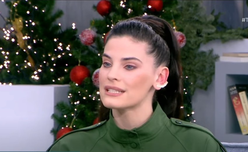 Η Χριστίνα Μπόμπα απαντά σε όσους λένε ότι εκείνη και ο Σάκης υπερπροβάλλουν τη ζωή τους