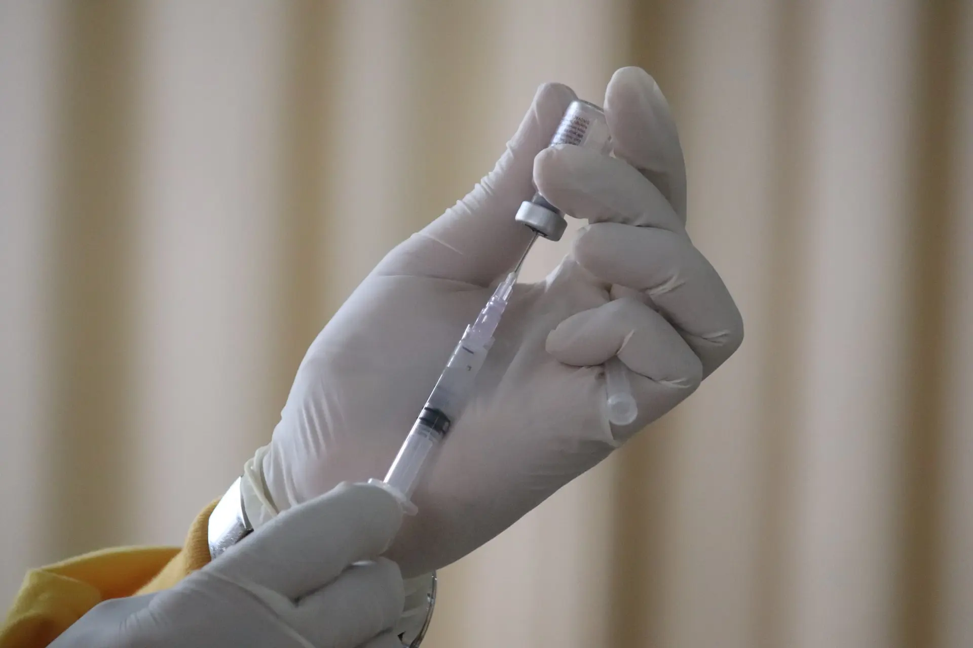 Πόσο αποτελεσματικά είναι τα mRNA εμβόλια έναντι της νοσηλείας ανοσοκατεσταλμένων