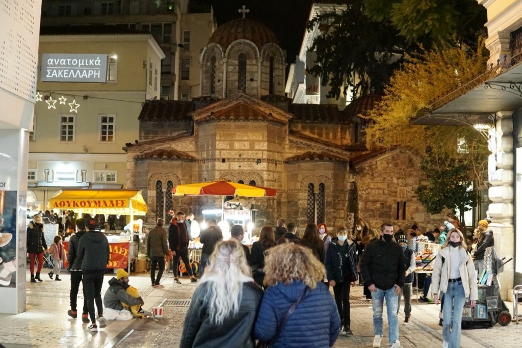 Τα “καλά νέα” του Ηλία Μόσιαλου για την Όμικρον – Αναλυτικά στοιχεία για την αποτελεσματικότητα των εμβολίων