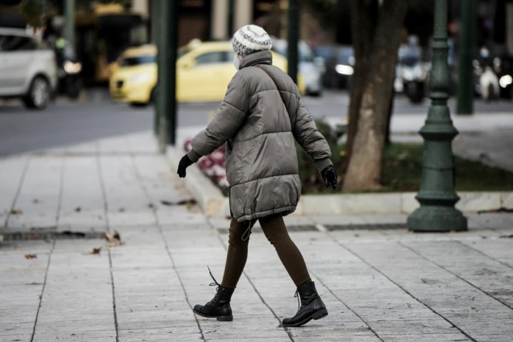 Περισσότερα από 7.000 τα νέα κρούσματα στην Αττική – 1.966 μολύνσεις στη Θεσσαλονίκη – Ο χάρτης της διασποράς