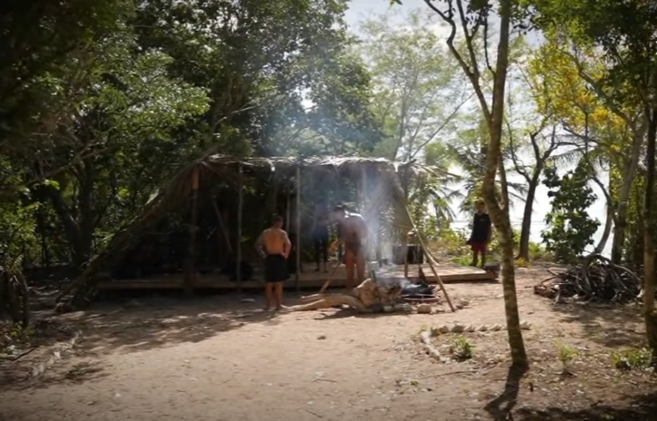 Η μία μετά την άλλη οι ανατροπές στο Survivor – Τρεις παίκτες αποχωρούν οικειοθελώς (vids)