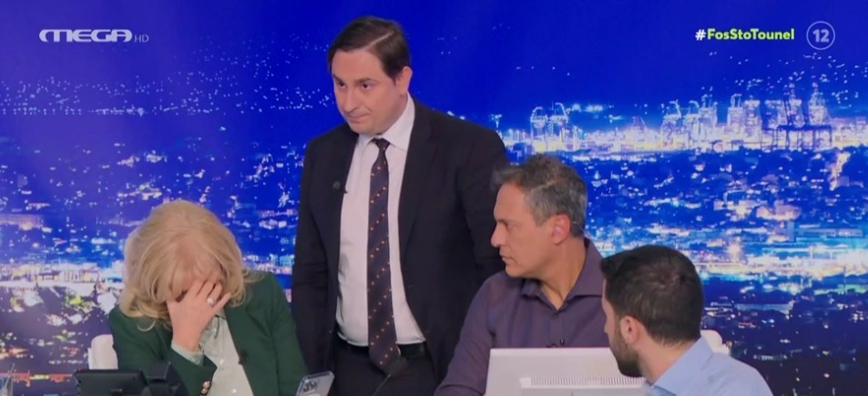 “Τι άλλο θα δούμε Χριστέ μου” – Το μήνυμα που σόκαρε την Αγγελική Νικολούλη στον αέρα της εκπομπής (vids)