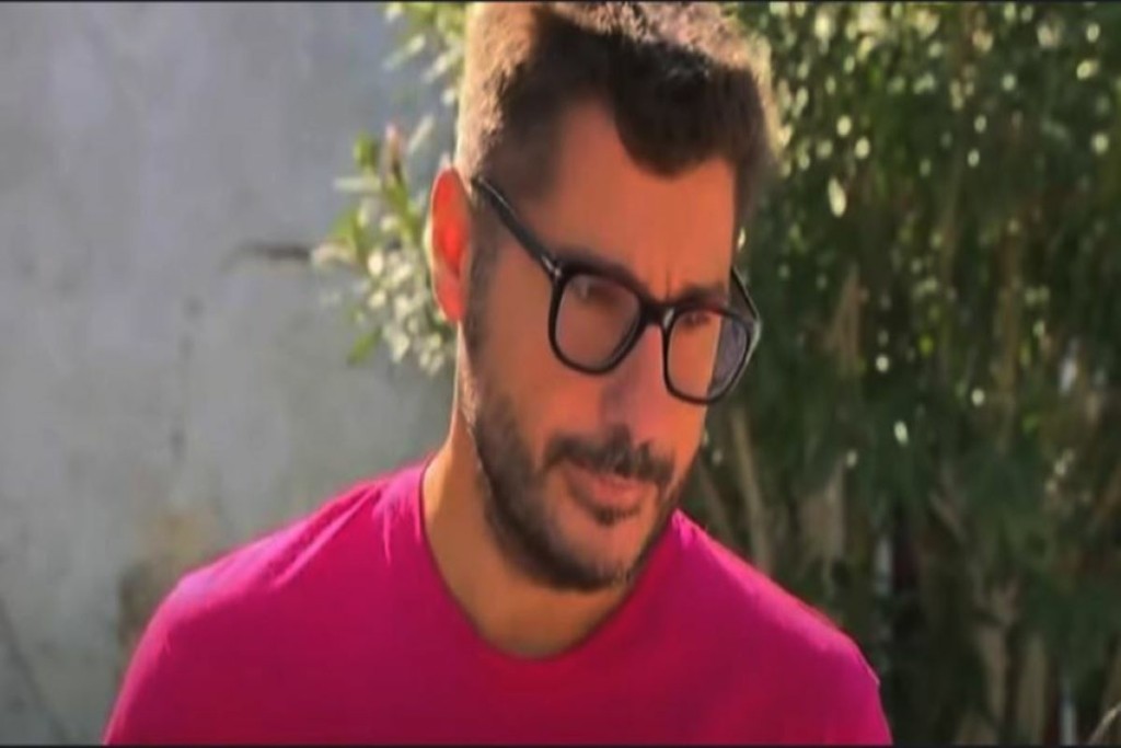 Ο Λάμπρος Κωνσταντάρας συνεχίζει να “δικάζει” τον Βαλάντη  – Το σχόλιο για την Ταραμπάνκο που θα συζητηθεί (vid)
