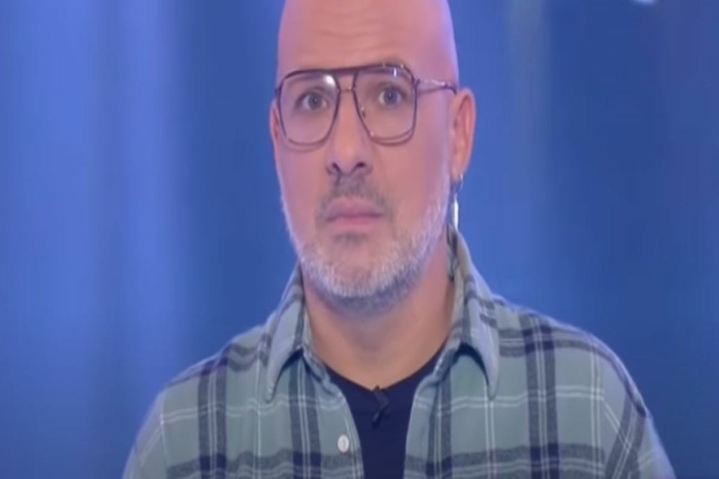Ο Νίκος Μουτσινάς ρίχνει “άκυρο” στον Βαλάντη – Δεν τον θέλει στην εκπομπή του