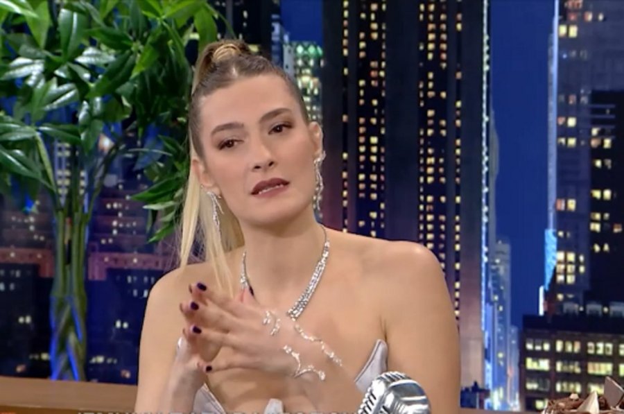 Η Ισμήνη Παπαβλασοπούλου για το GNTM, τα αρνητικά σχόλια και τη Βίκυ Καγιά (vids)