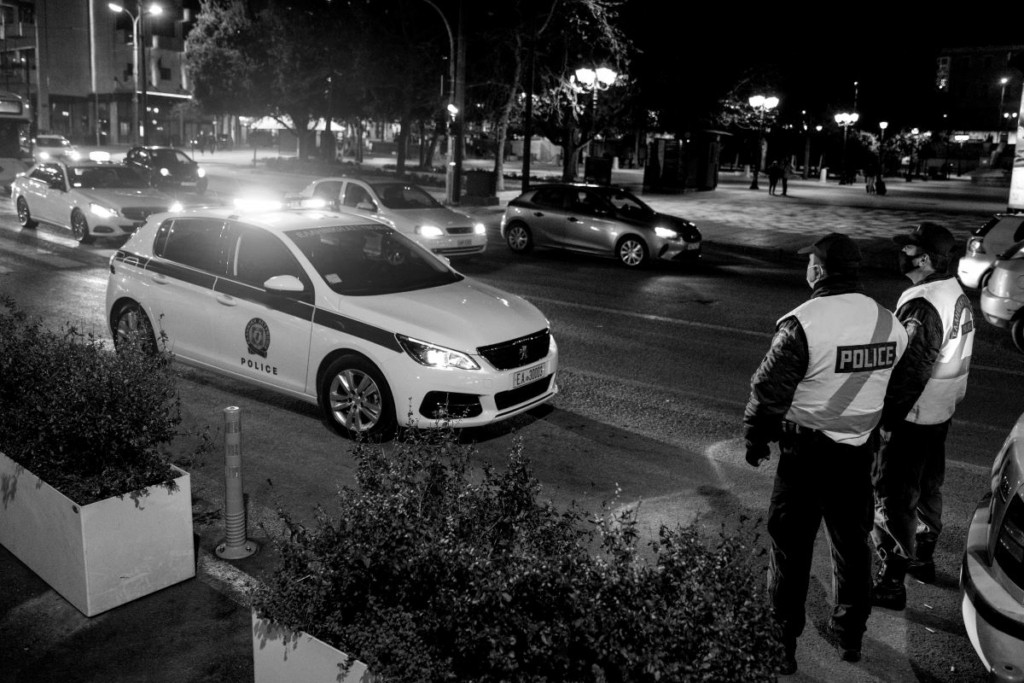 “Λαβράκι” έβγαλε η αστυνομία – Οι ύποπτες κινήσεις τους οδήγησαν σε σεσημασμένους διαρρήκτες