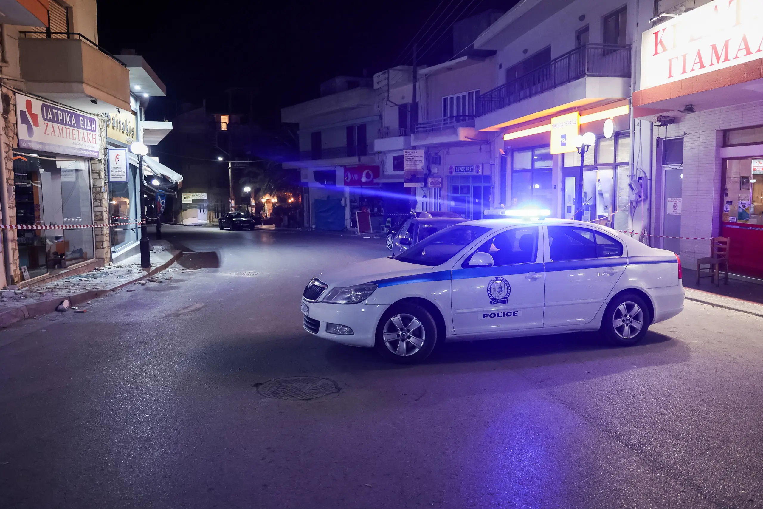 Λουκέτο σε άλλους τέσσερις συνδέσμους οπαδών από την Αστυνομία