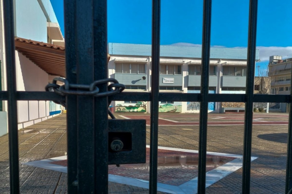 Πάσχα 2025: Πότε κλείνουν τα σχολεία – Πότε “πέφτουν” οι επόμενες αργίες