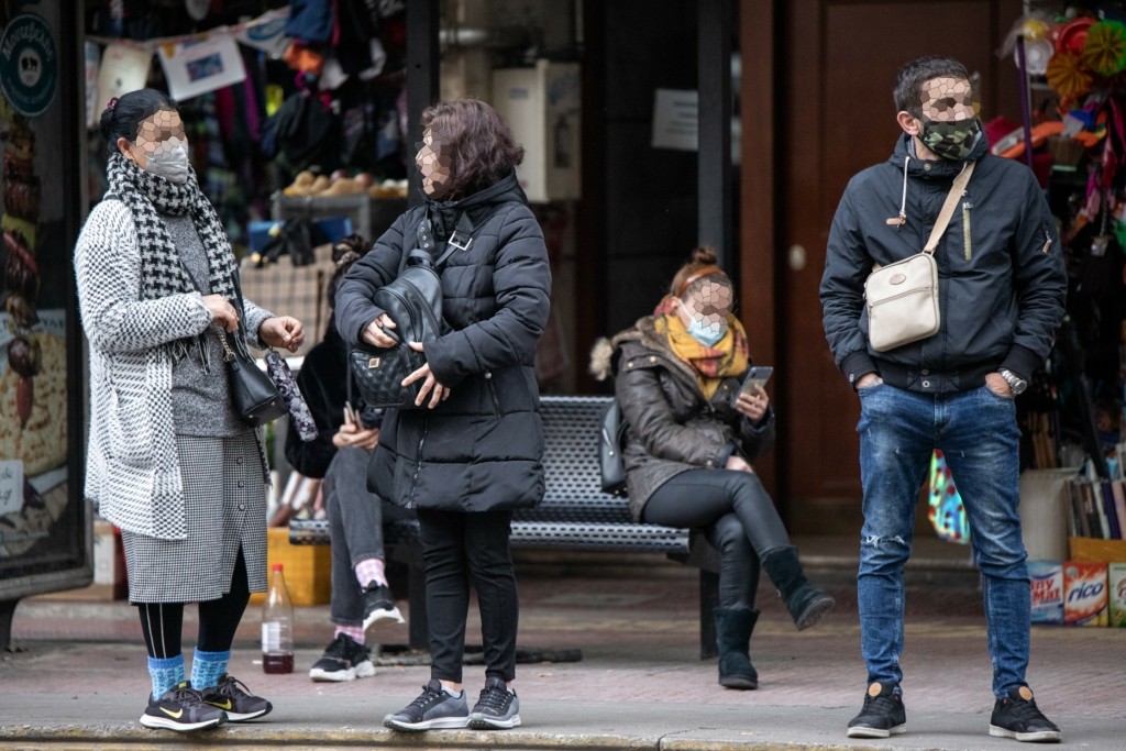 Επανάκαμψη της πανδημίας “βλέπει” ο Σαρηγιάννης – “Στα 32.000 κρούσματα η κορύφωση του πέμπτου κύματος”