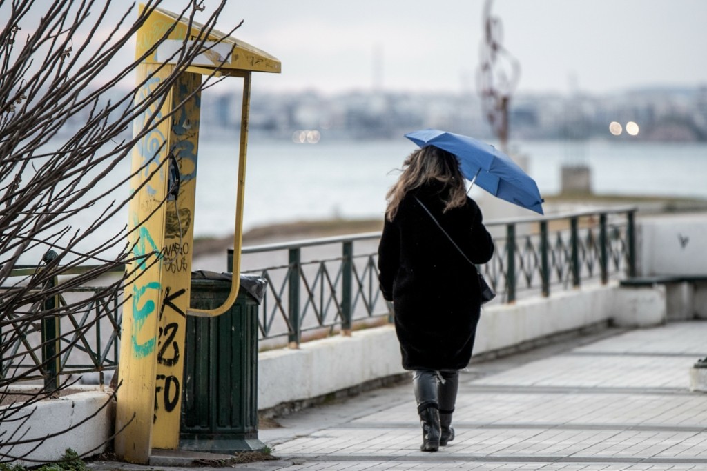 Άστατος ο καιρός το Σάββατο, αλλά με υψηλές θερμοκρασίες