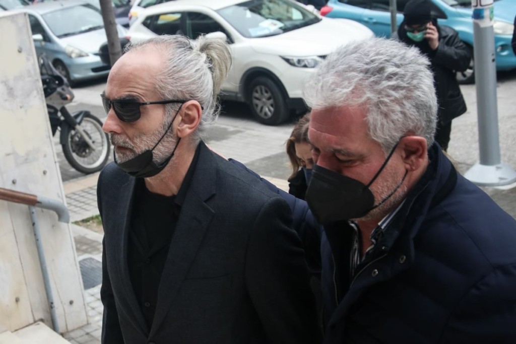 Ο πατέρας του Άλκη απαντά στους δολοφόνους του παιδιού – “Συλλυπητήρια που δεν τον γνωρίσατε” (vid)